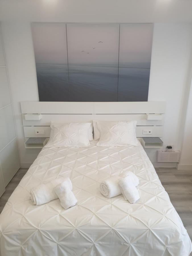 Estudio Amalfi Torre Del Mar Esterno foto