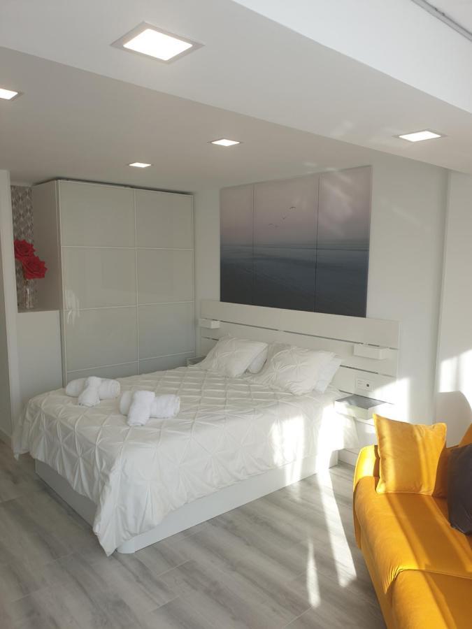 Estudio Amalfi Torre Del Mar Esterno foto